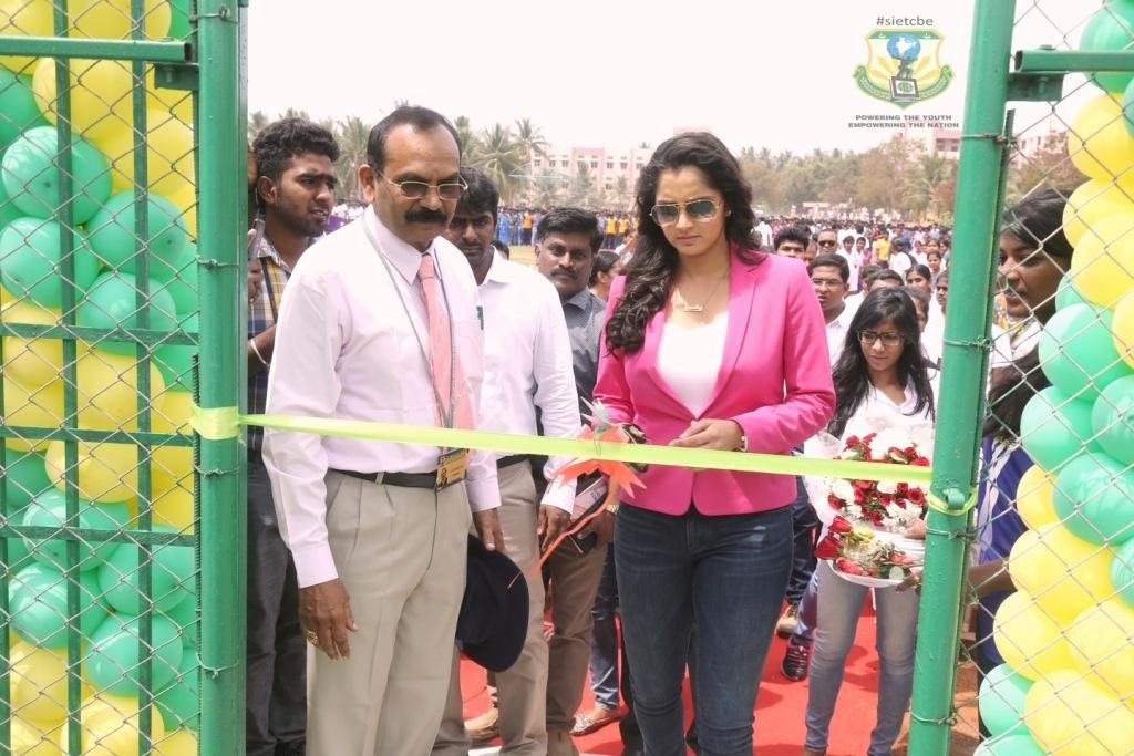 Sania Mirza inaugrated the Sri Shakthi Tennis Court